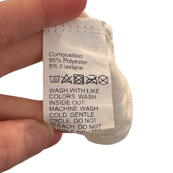 Women’s SHEIN White Tank Top/Sleeveless Shirt With Multicolored Print. Size 3X. - Picture 7 of 8